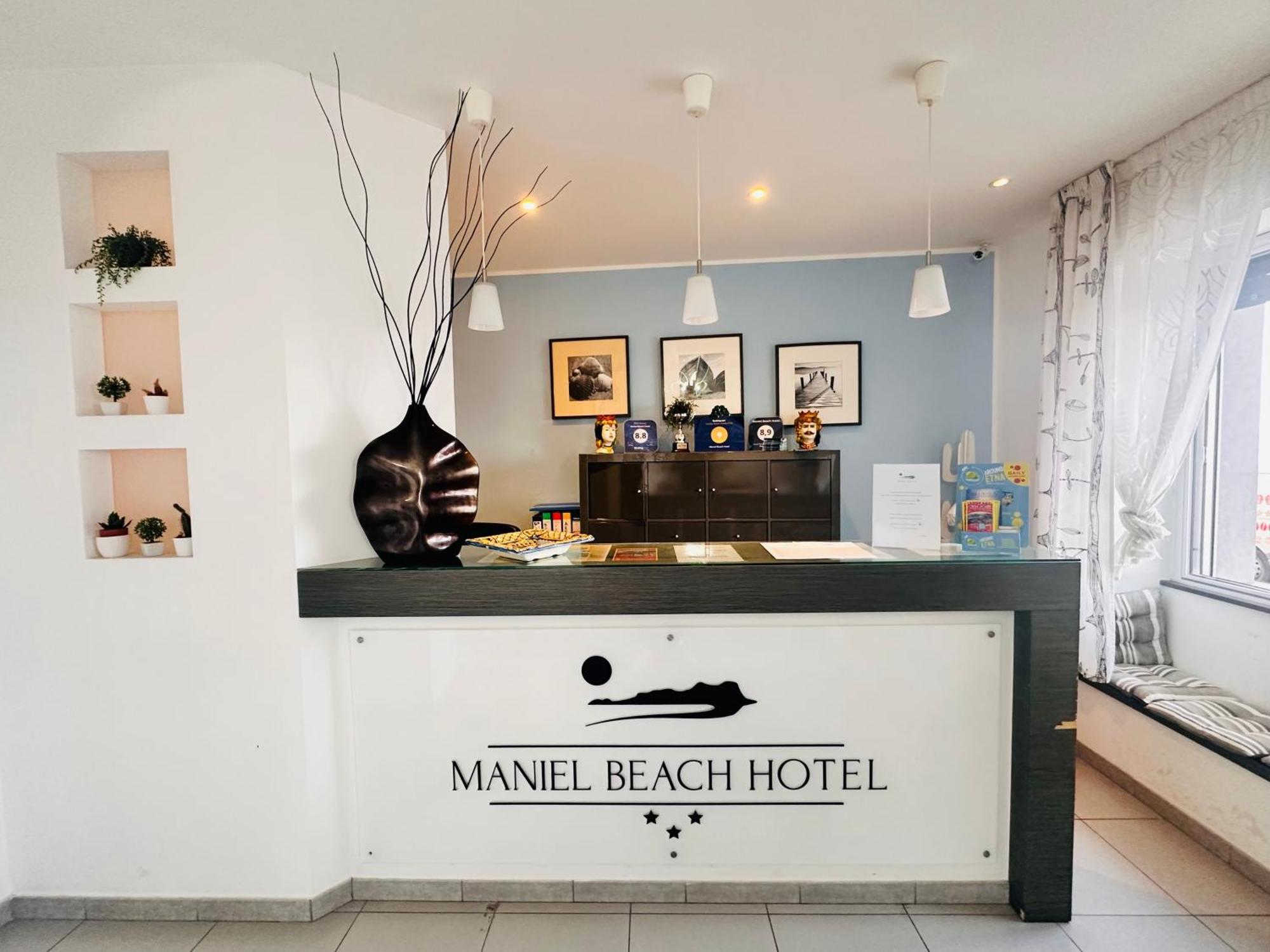 Maniel Beach Hotel Letojanni Exterior foto