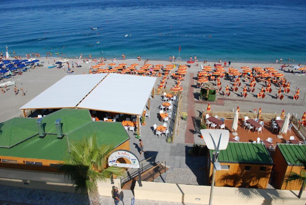 Maniel Beach Hotel Letojanni Exterior foto